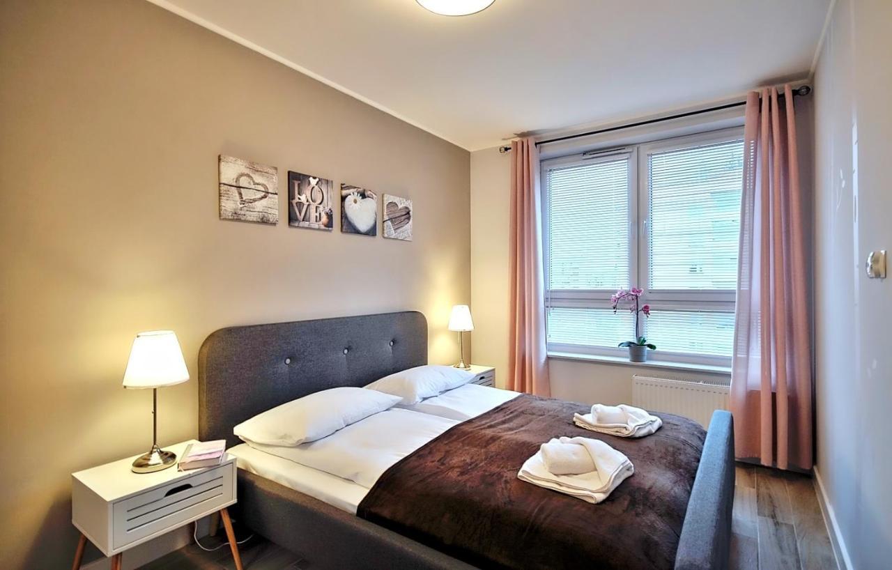 Apartament W Centrum Kolobrzegu Z Widokiem Na Rzeke Wyspa Solna *