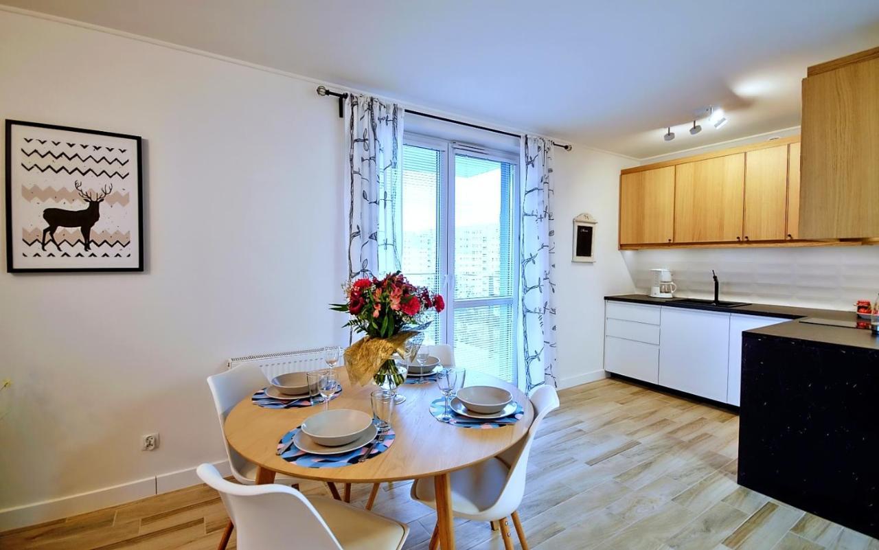 Apartment Apartament W Centrum Kolobrzegu Z Widokiem Na Rzeke Wyspa Solna